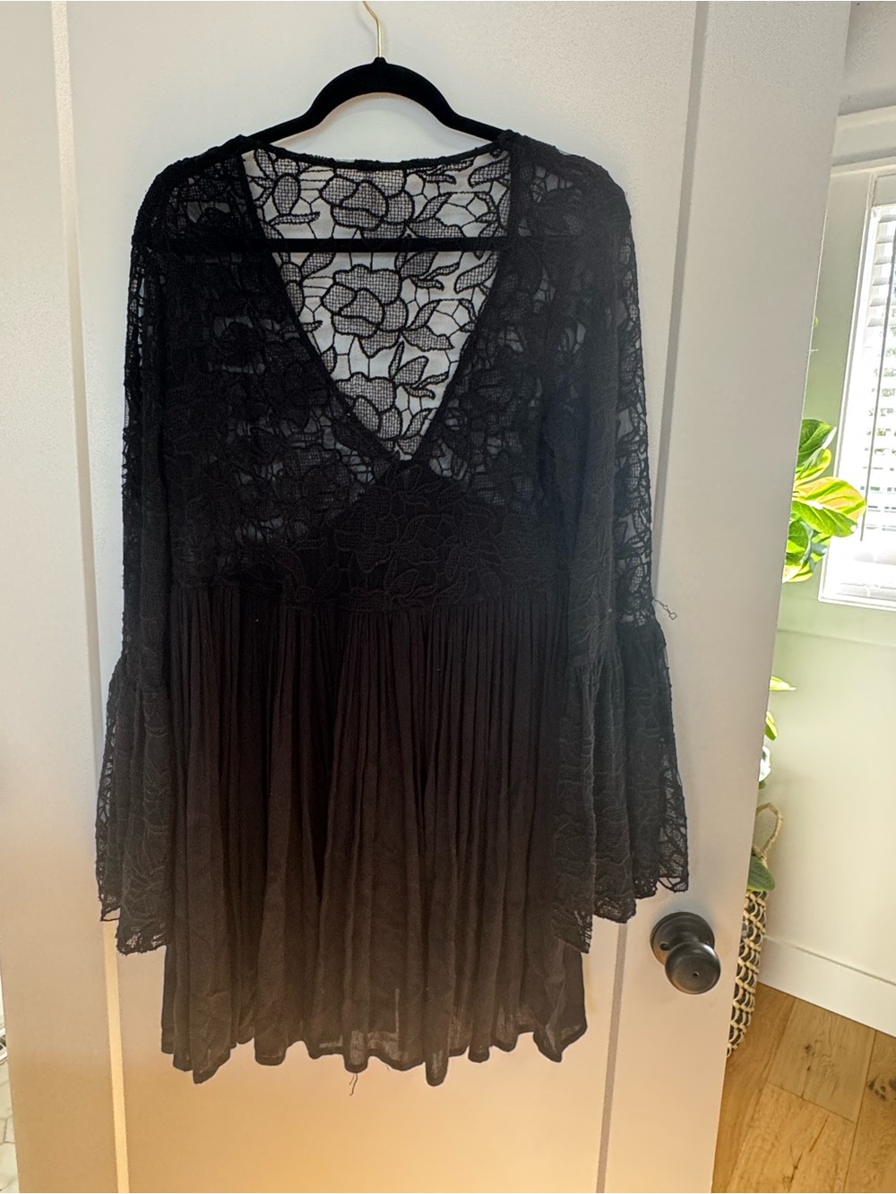 Free People Black Lace Long Sleeve V-Neck Mini Dress